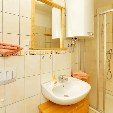 Hauptstrasse 14 Dhh Διαμέρισμα *